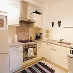 Lb5 Seeappartement Haus Landskron Mit Direktem Seezugang Am Ossiachersee Апартаменты Анненхайм