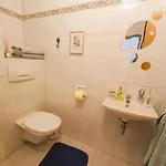 Апартаменты Lb5 Seeappartement Haus Landskron Mit Direktem Seezugang Am Ossiachersee Анненхайм