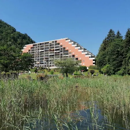 Lb5 Seeappartement Haus Landskron Mit Direktem Seezugang Am Ossiachersee * Annenheim