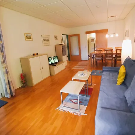 Lb5 Seeappartement Haus Landskron Mit Direktem Seezugang Am Ossiachersee Appartement *