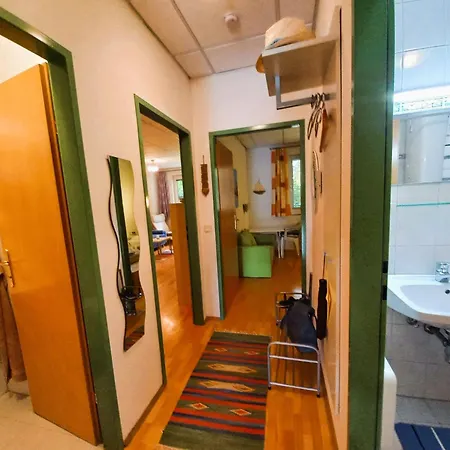 Lb5 Seeappartement Haus Landskron Mit Direktem Seezugang Am Ossiachersee *