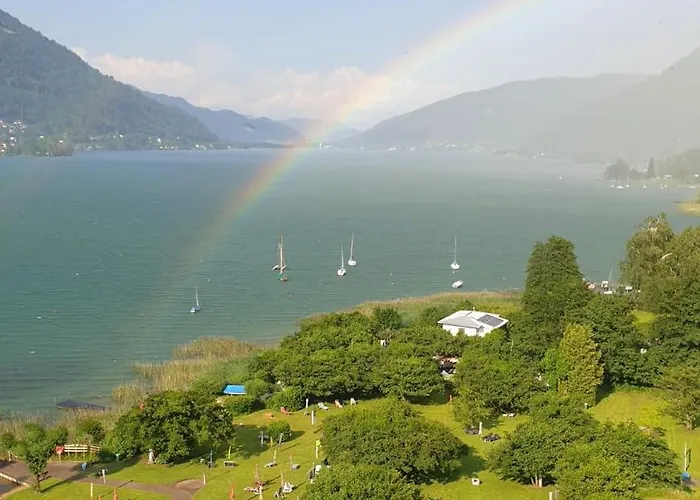 Lb5 Seeappartement Haus Landskron Mit Direktem Seezugang Am Ossiachersee Annenheim