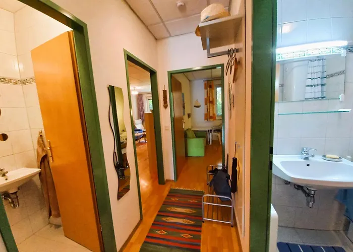 Lb5 Seeappartement Haus Landskron Mit Direktem Seezugang Am Ossiachersee *