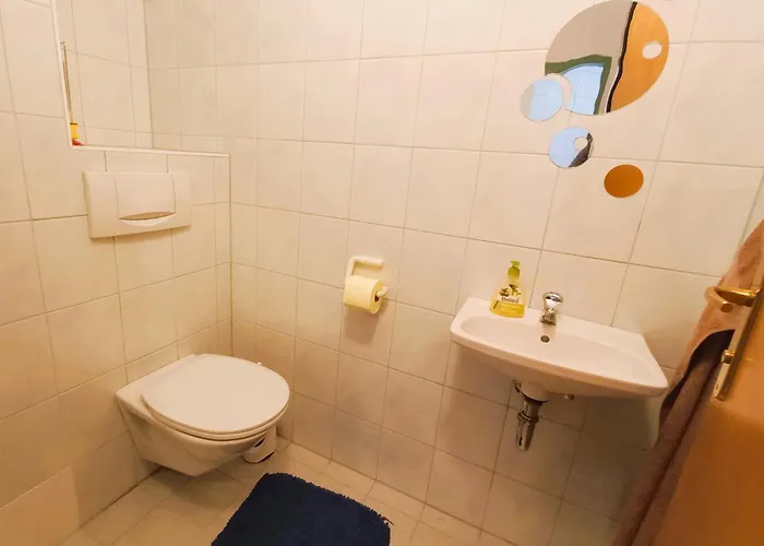 Lb5 Seeappartement Haus Landskron Mit Direktem Seezugang Am Ossiachersee