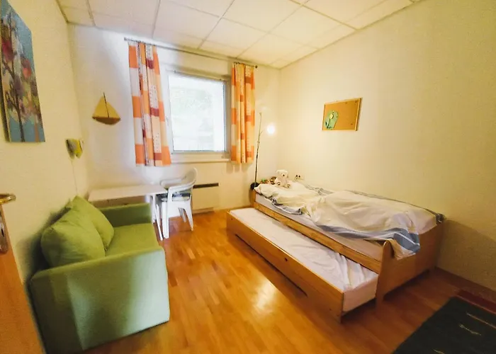 Appartement Lb5 Seeappartement Haus Landskron Mit Direktem Seezugang Am Ossiachersee Annenheim